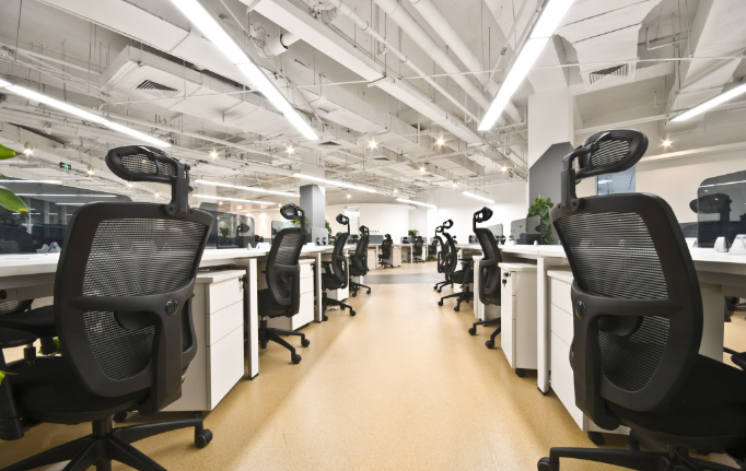 黒色椅子在辦公室裝修設(shè)計的作用