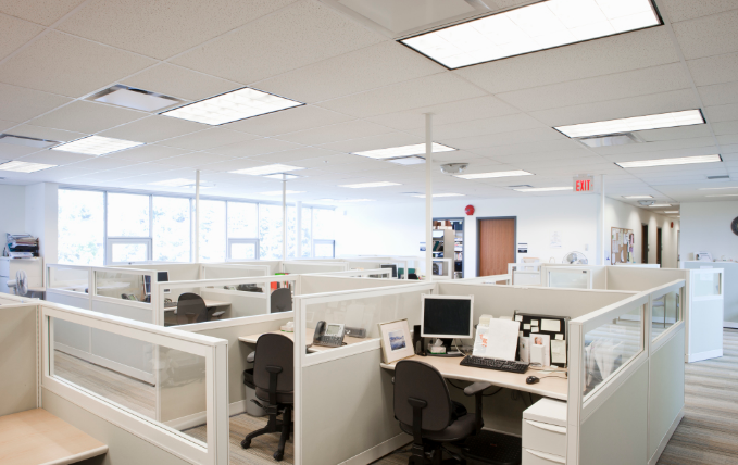 上海辦公室裝修設(shè)計(jì)如何選購員工桌