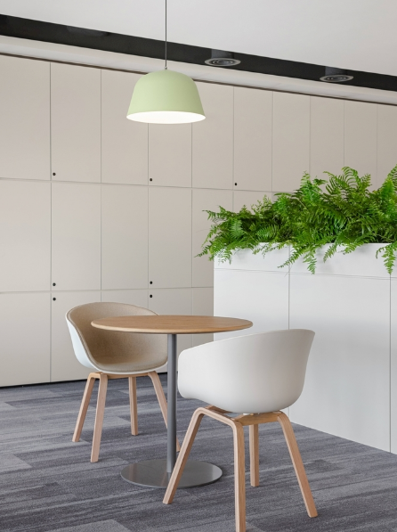 辦公室裝修設(shè)計(jì)：巧妙隱藏線路，打造無線美觀空間