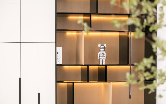 上海辦公室裝修設(shè)計，如何挑選照明燈飾讓工作更高效？