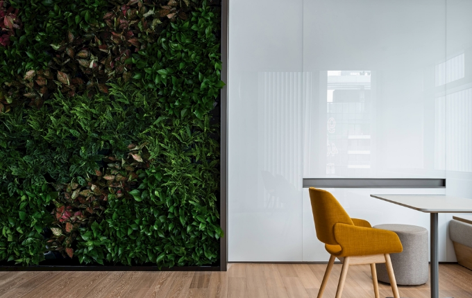 辦公室裝修設(shè)計：青色地坪漆，讓您的辦公室煥然一新